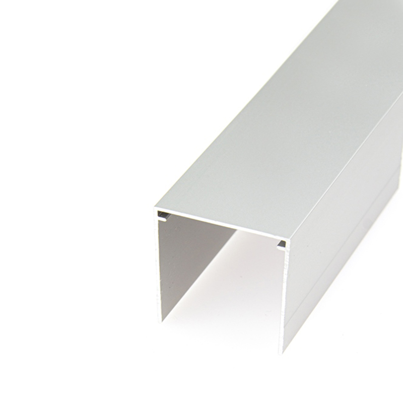 Направляющая верхняя одинарная хром мат. 5,8м